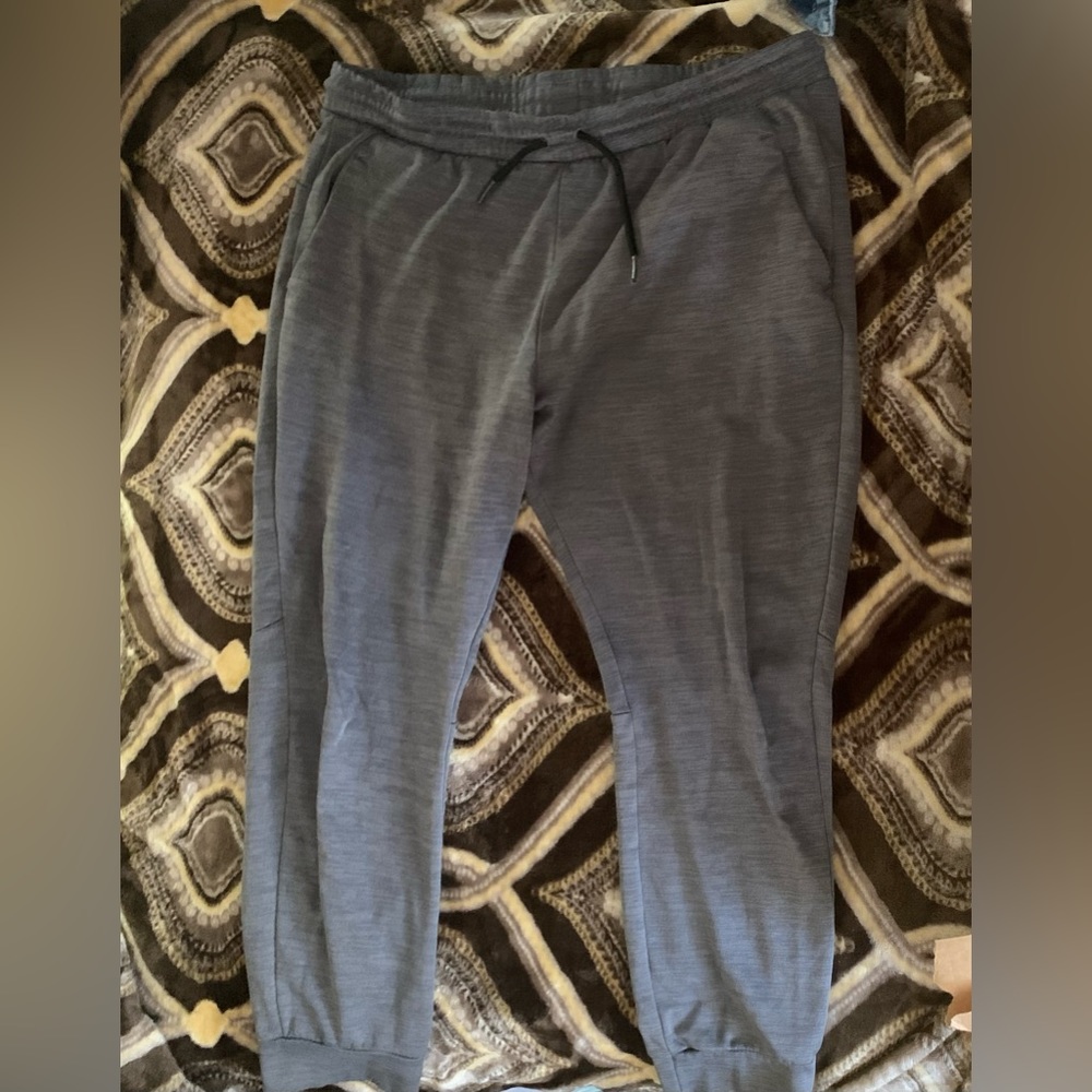Gray Men’s Joggers
